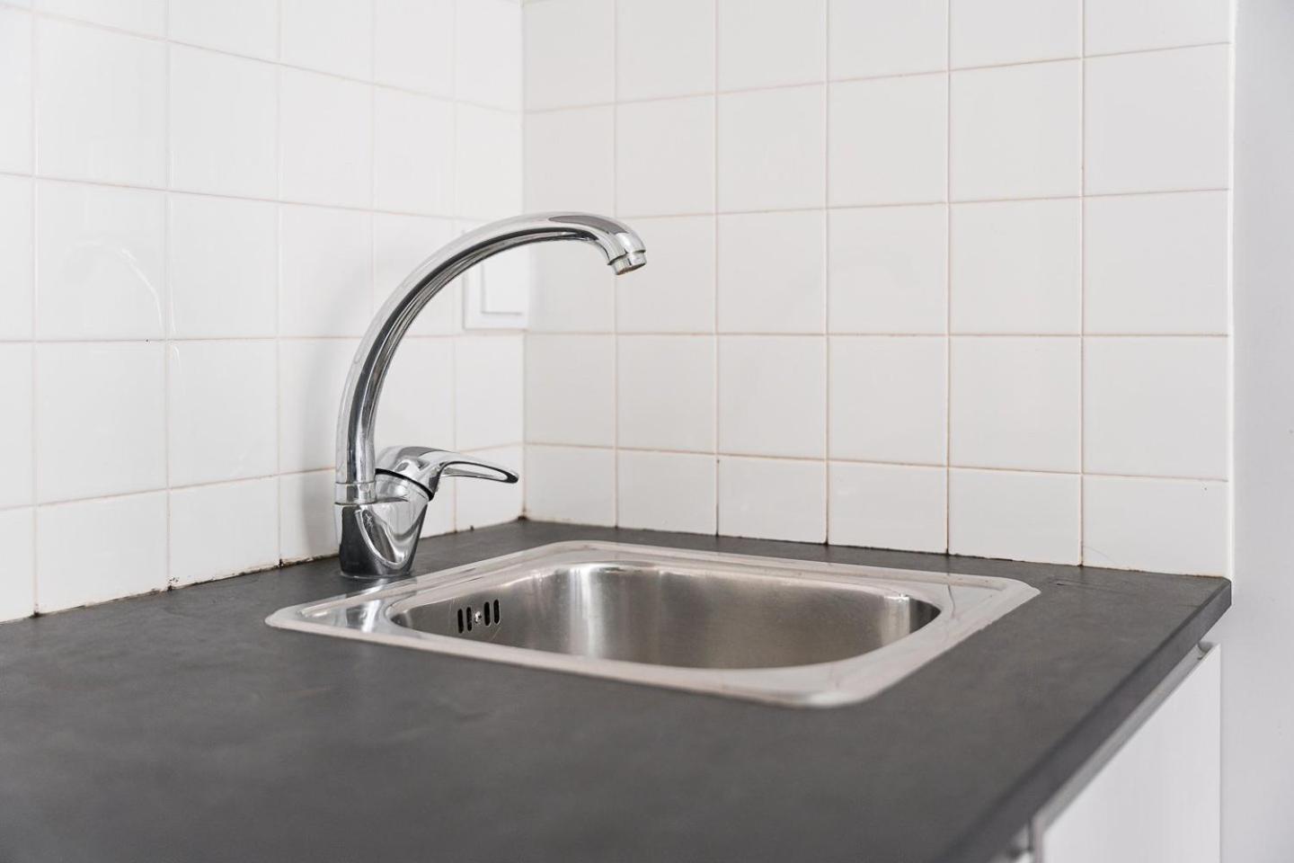 Guestready - Grayscale Apartment Porto